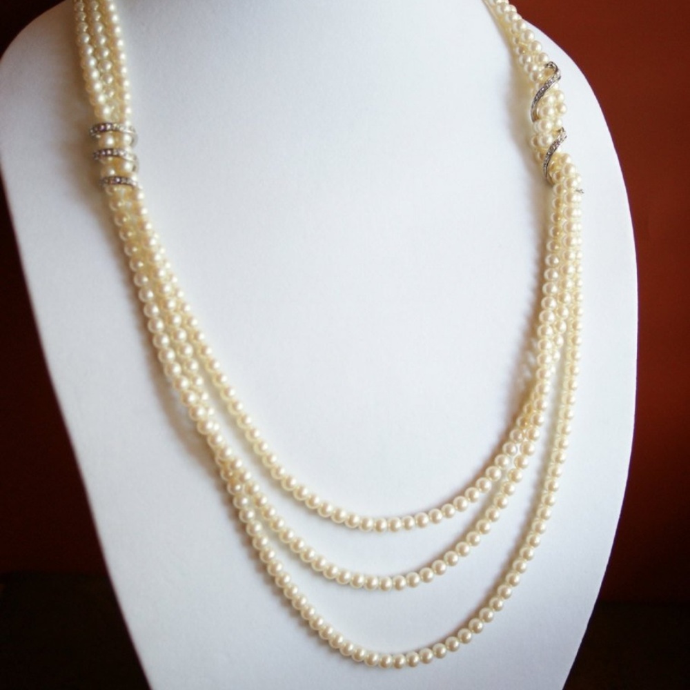 Vintage Carolee Pearl Rhinestone Necklace Triple